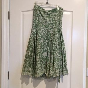 Woman’s green Dress